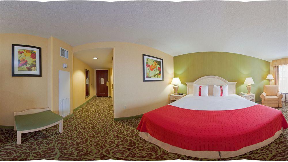 Holiday Inn Chantilly-Dulles Expo Airport By Ihg Exterior photo