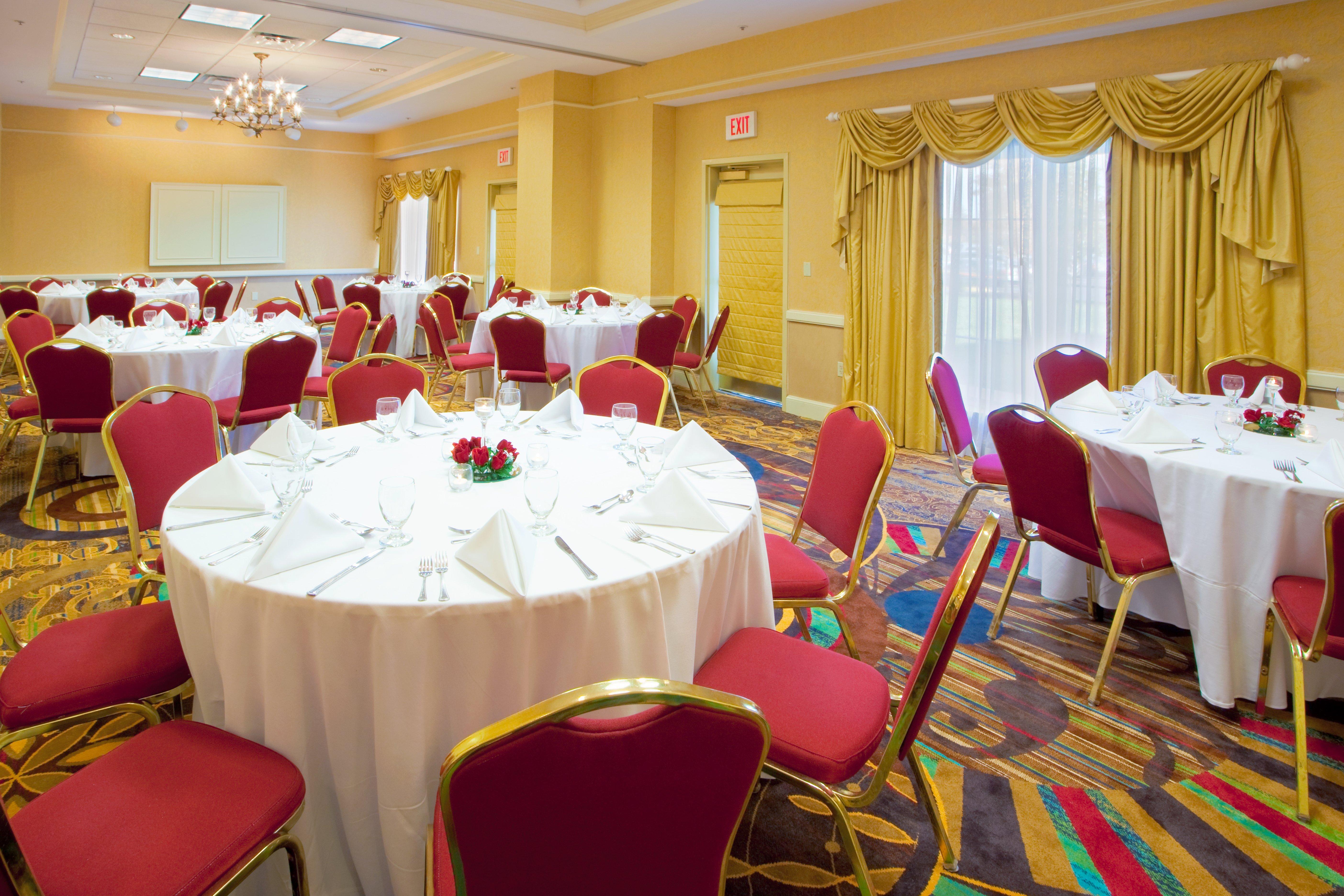 Holiday Inn Chantilly-Dulles Expo Airport By Ihg Exterior photo
